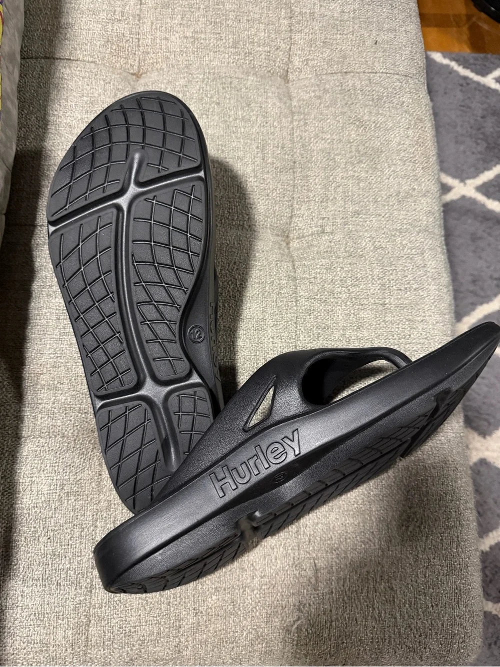 Hurley Men’s Black Slide Sandals with Textured Outsole